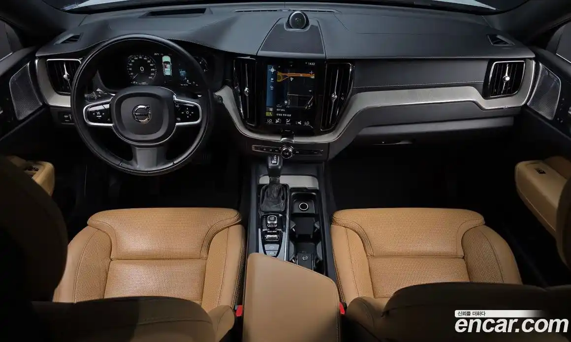 Volvo XC60 2017 2.0 автомат (гидро), фото 7
