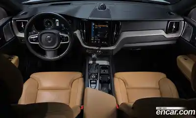 Volvo XC60 2017 2.0 автомат (гидро), миниатюра 7