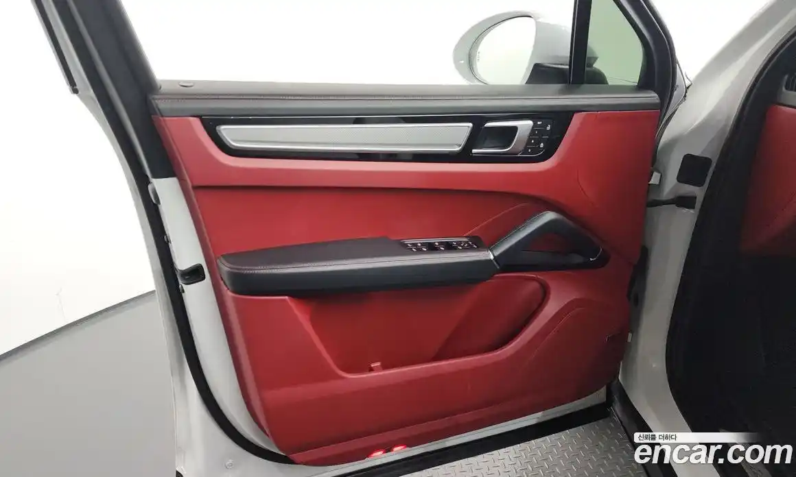 Porsche Cayenne 2022 3.0 автомат (гидро), фото 14