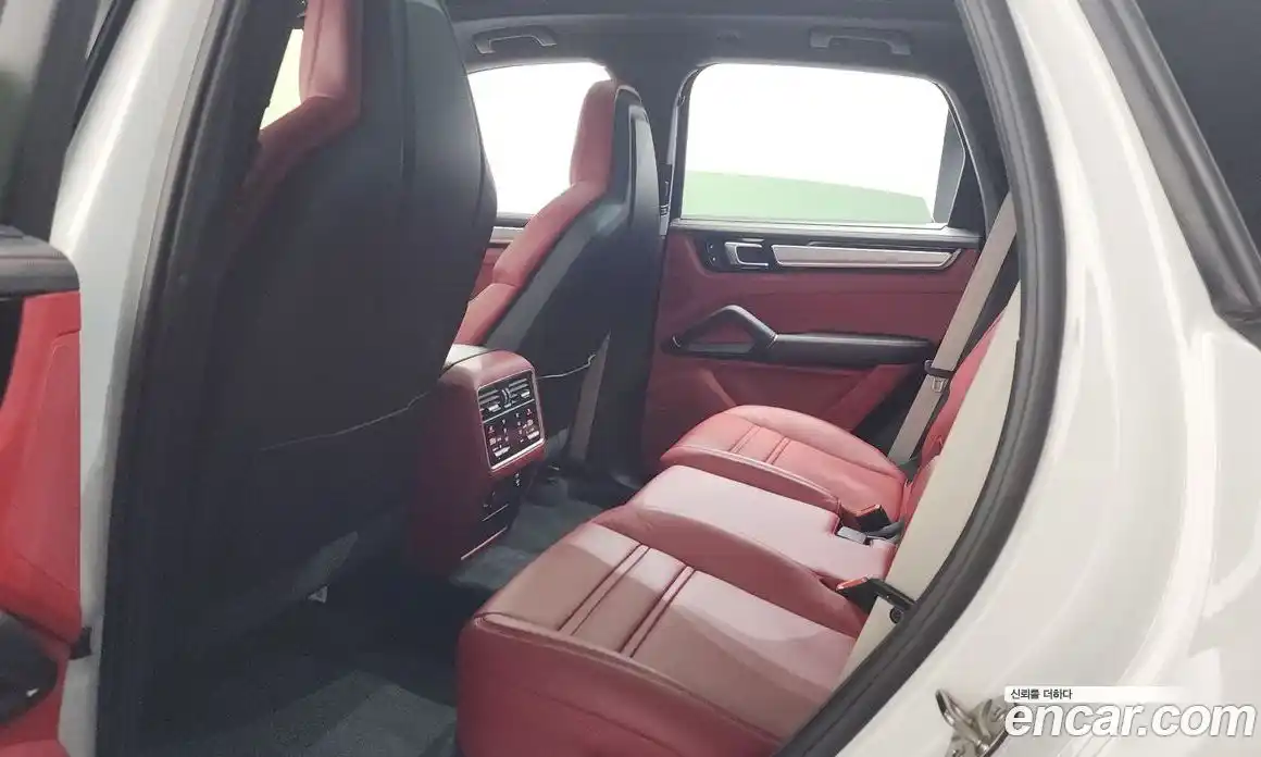 Porsche Cayenne 2022 3.0 автомат (гидро), фото 27