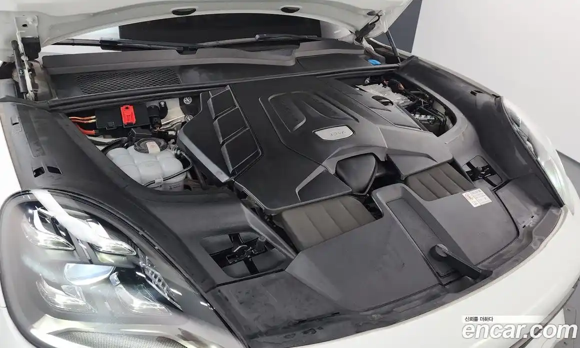 Porsche Cayenne 2022 3.0 автомат (гидро), фото 6