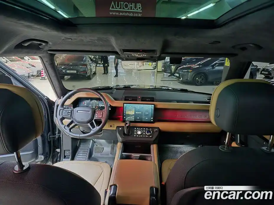 Land Rover Defender 2025 3.0 автомат (гидро), фото 7
