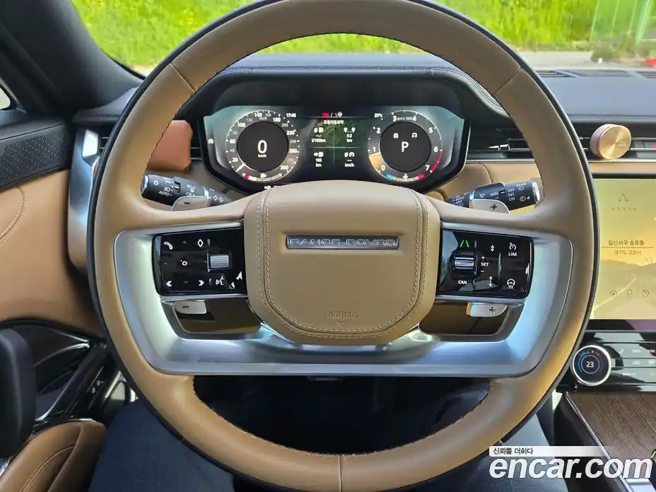 Land Rover Range Rover 2023 4.4 автомат (гидро), фото 16