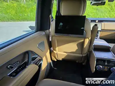 Land Rover Range Rover 2023 4.4 автомат (гидро), миниатюра 10