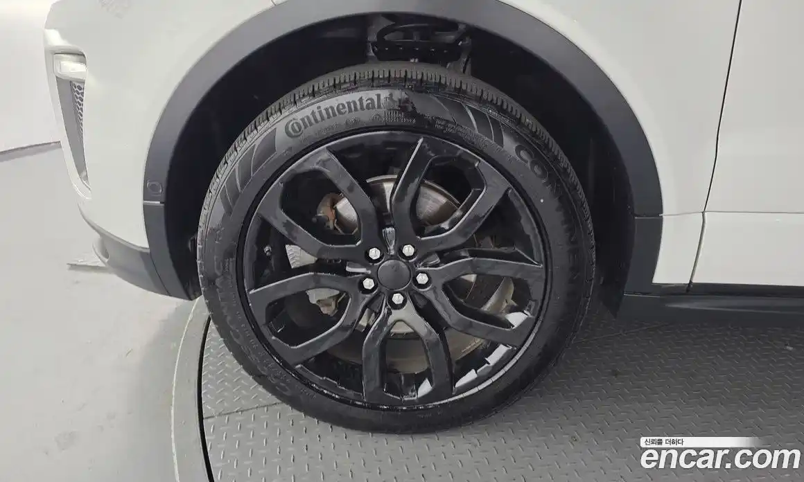 Land Rover Range Rover Evoque 2016 2.0 автомат (гидро), фото 5