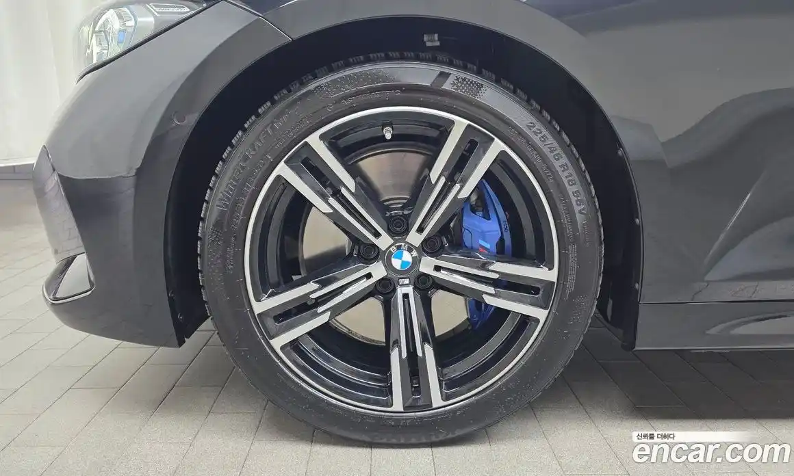 BMW 3 серия 2025 2.0 автомат (гидро), фото 5