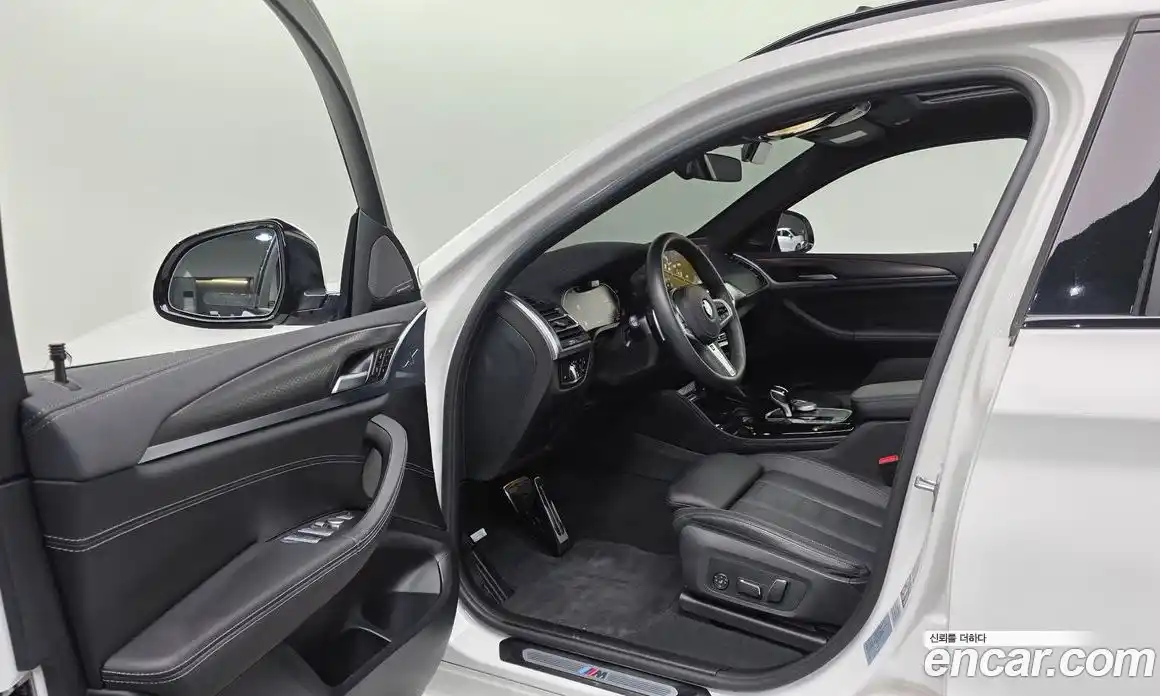 BMW X4 2025 2.0 автомат (гидро), фото 19