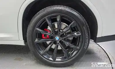 BMW X4 2025 2.0 автомат (гидро), миниатюра 7