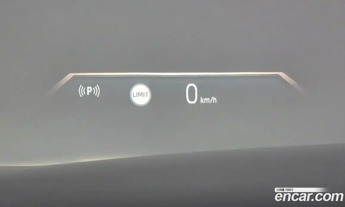 BMW i7 2023 0.3 автомат (гидро), фото 17