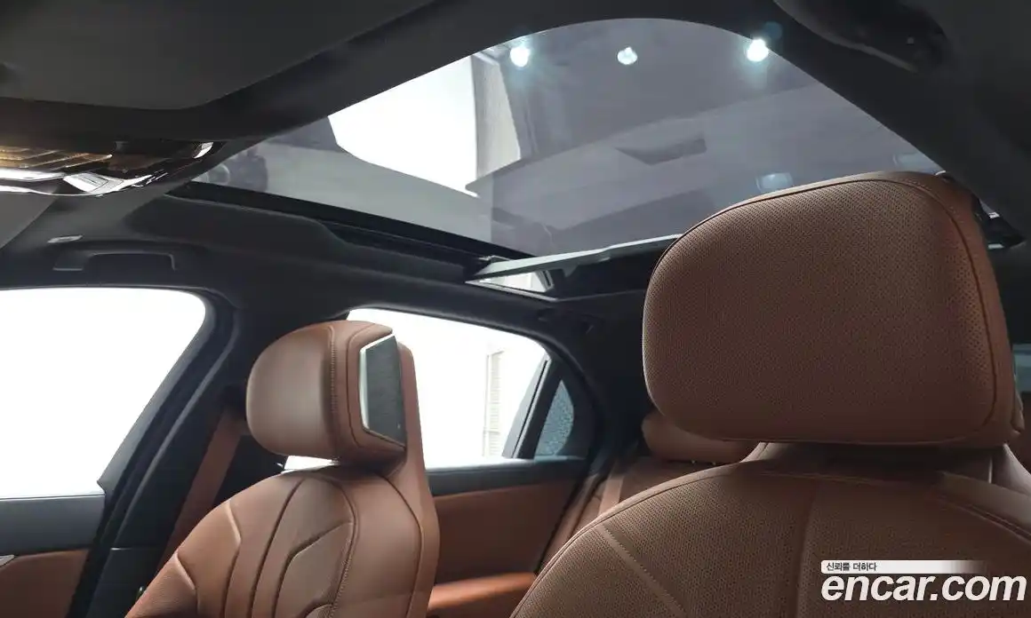 BMW i7 2023 0.3 автомат (гидро), фото 18
