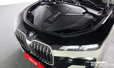 BMW i7 2023 0.3 автомат (гидро), миниатюра 6