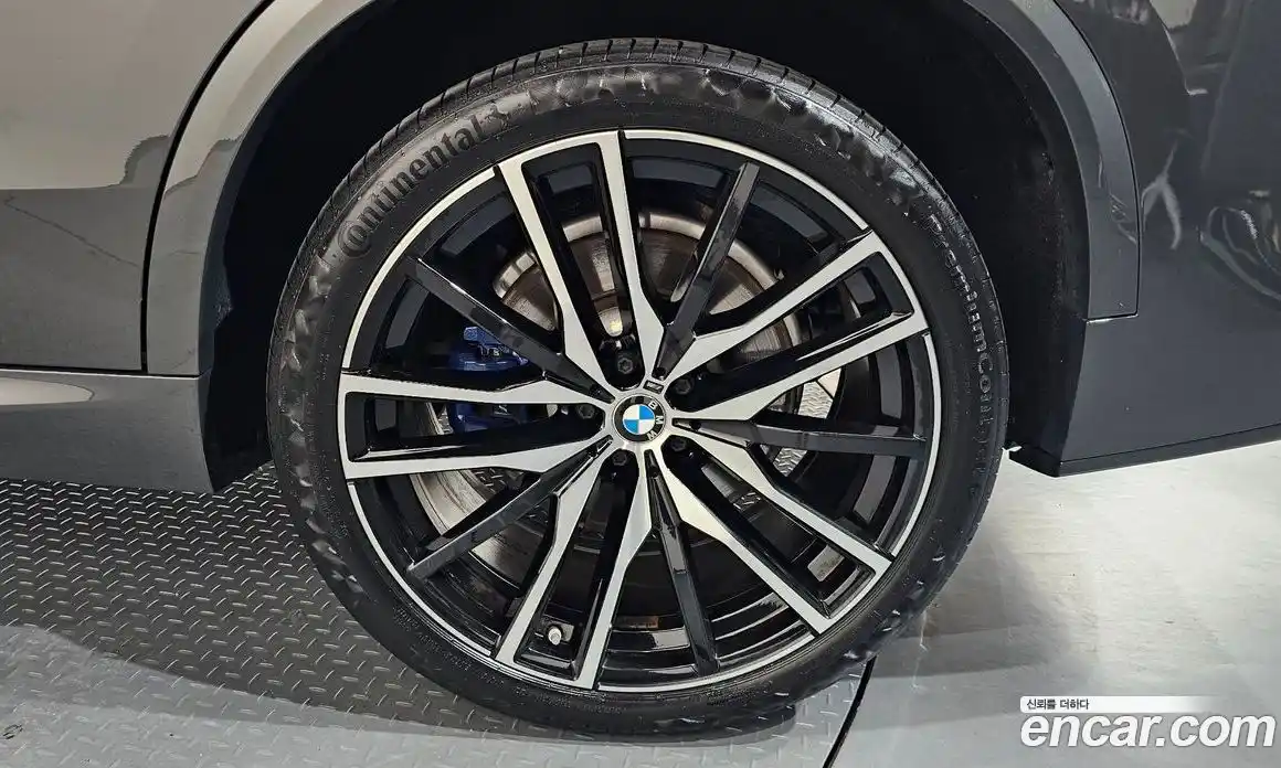 BMW X5 2022 3.0 автомат (гидро), фото 5