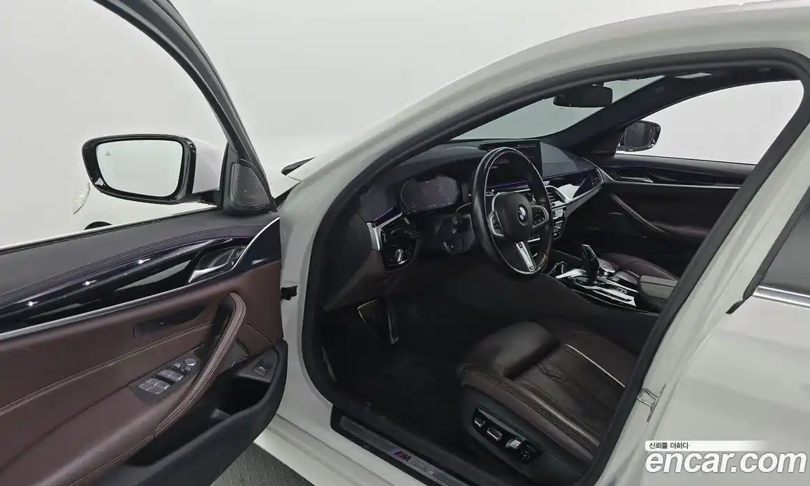BMW 5 серия 2022 2.0 автомат (гидро), фото 13