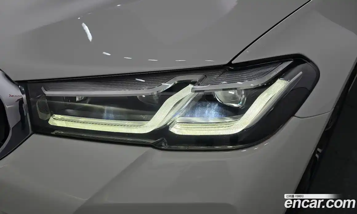 BMW 5 серия 2022 2.0 автомат (гидро), фото 8