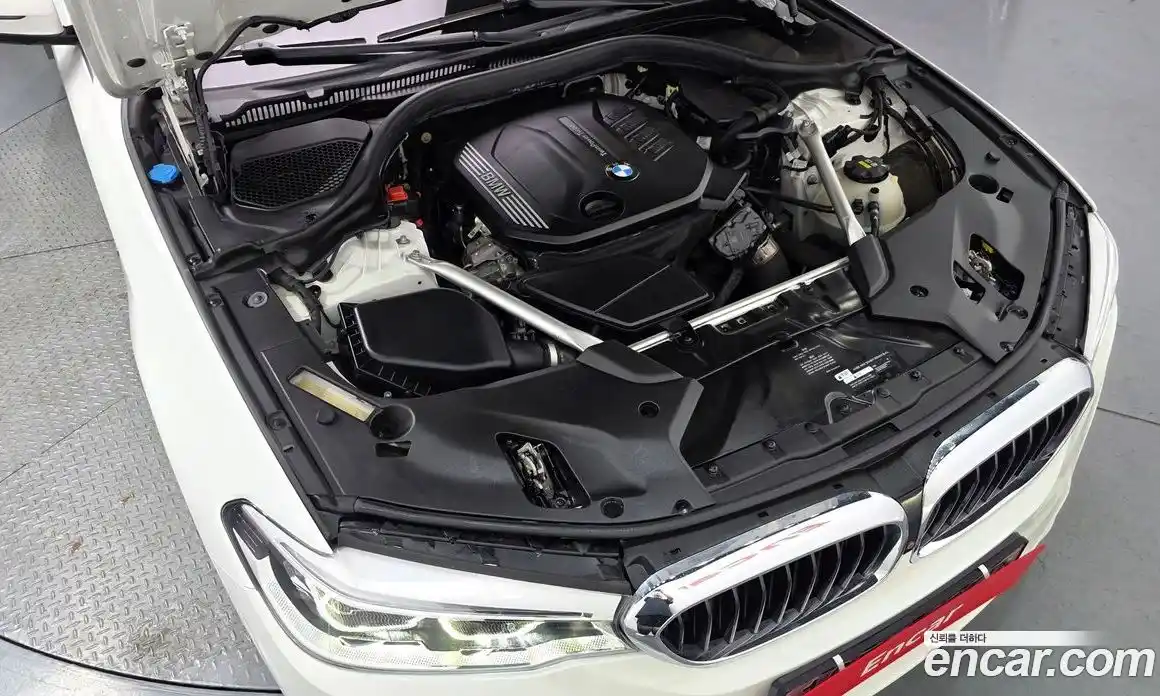 BMW 5 серия 2019 2.0 автомат (гидро), фото 6