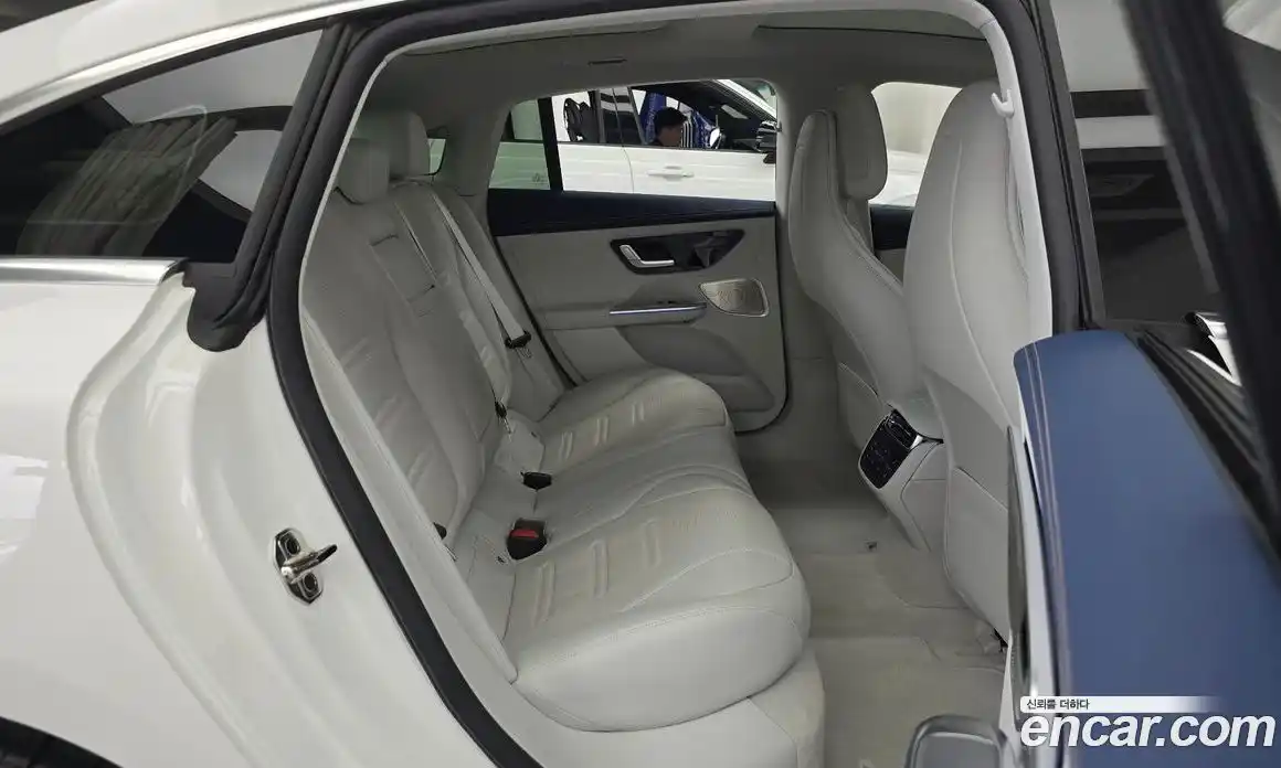 Mercedes-Benz EQE 2023 0.3 гидро, фото 17 Mercedes-Benz EQE 2023 0.3 гидро, фото 17