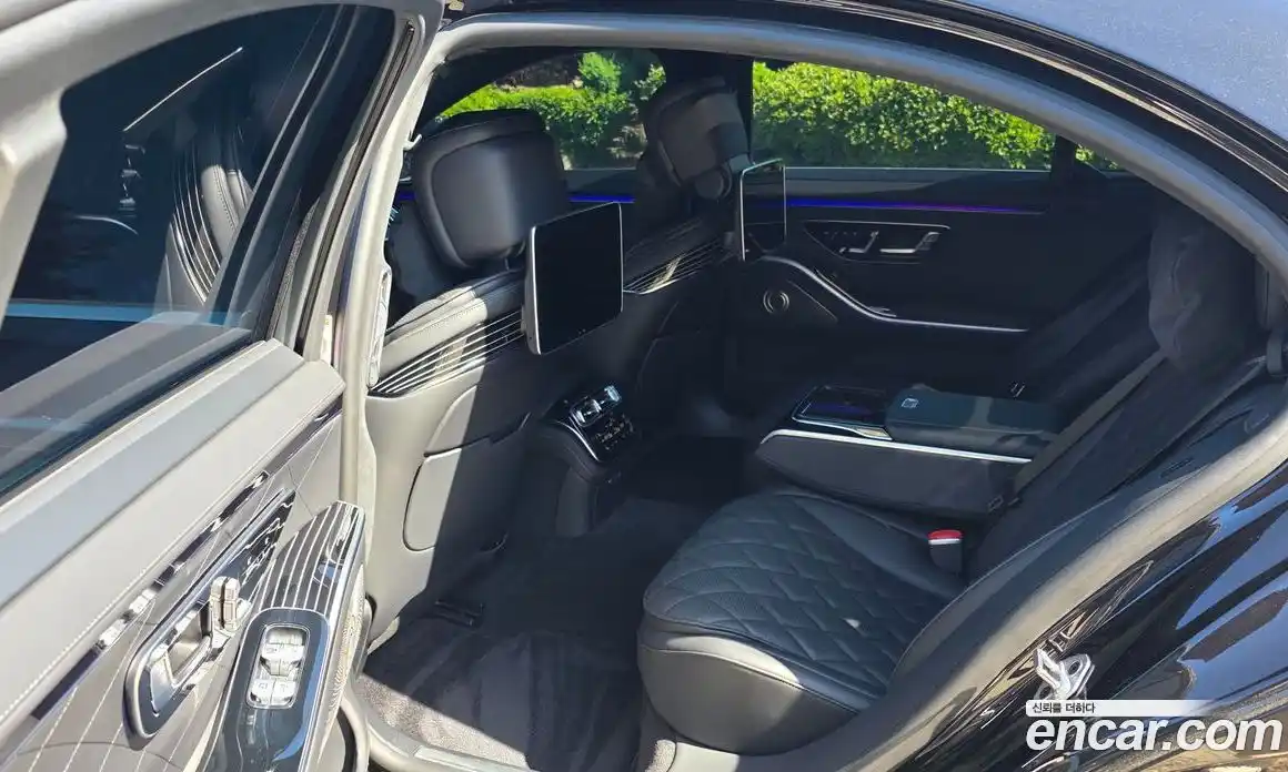 Mercedes-Benz S-Class 2023 4.0 автомат (гидро), фото 16