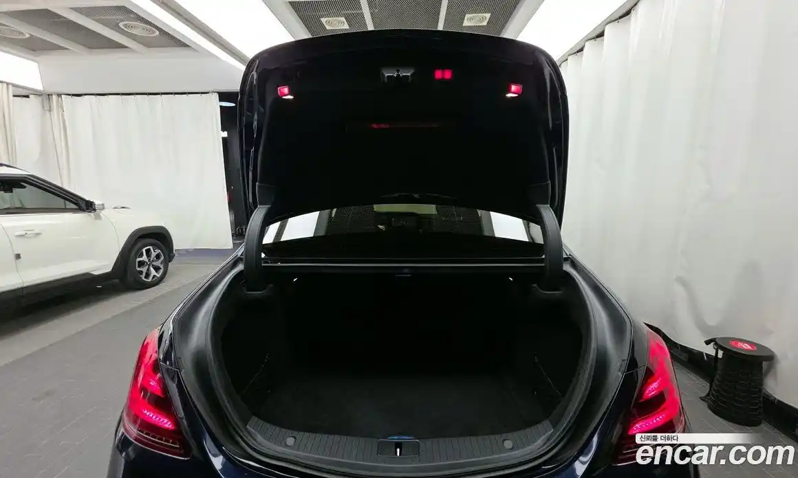 Mercedes-Benz S-Class 2017 2.9 гидро, фото 26 Mercedes-Benz S-Class 2017 2.9 гидро, фото 26