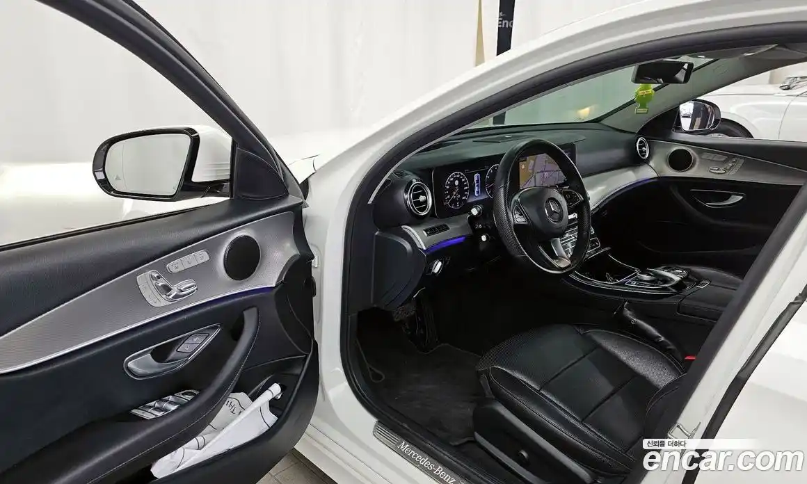 Mercedes-Benz E-Class 2017 2.0 автомат (гидро), фото 13