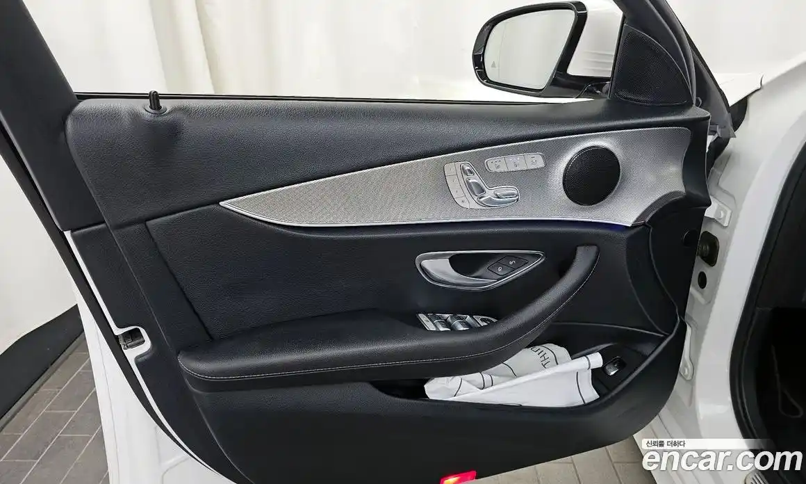Mercedes-Benz E-Class 2017 2.0 автомат (гидро), фото 14