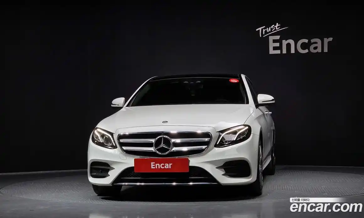 Mercedes-Benz E-Class 2017 2.0 автомат (гидро), фото 3
