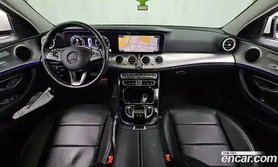 Mercedes-Benz E-Class 2017 2.0 автомат (гидро), миниатюра 10