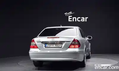 Mercedes-Benz E-Class 2009 3.0 автомат (гидро), миниатюра 4