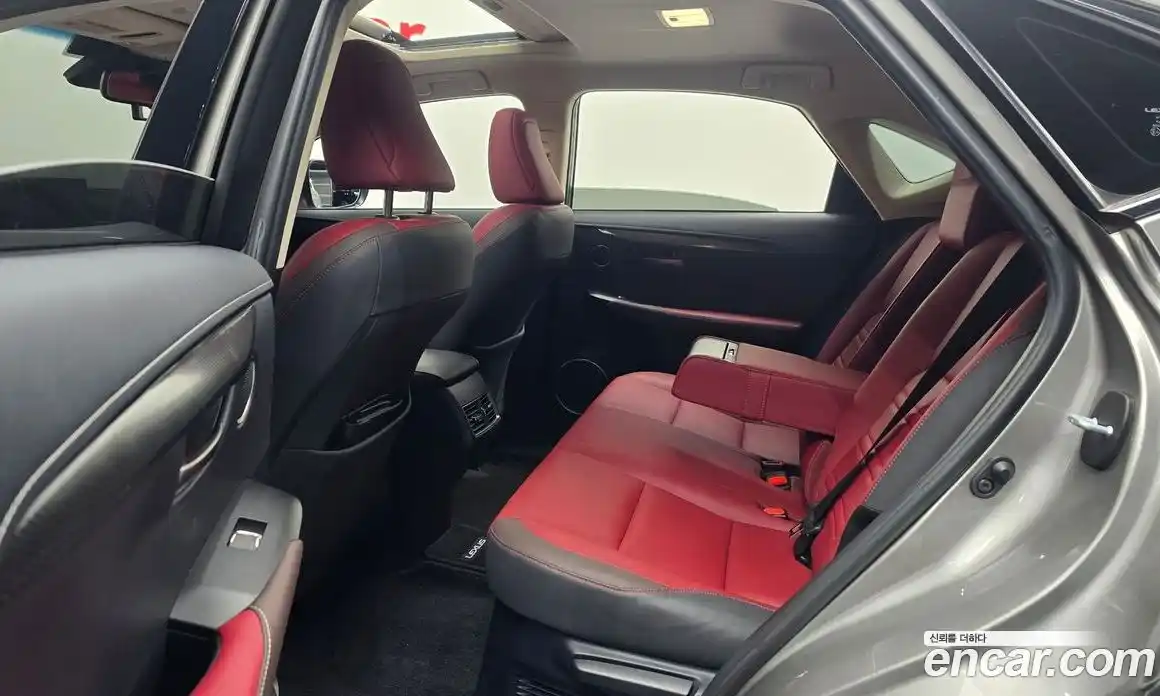 Lexus NX 2019 2.5 автомат (гидро), фото 18 Lexus NX 2019 2.5 автомат (гидро), фото 18