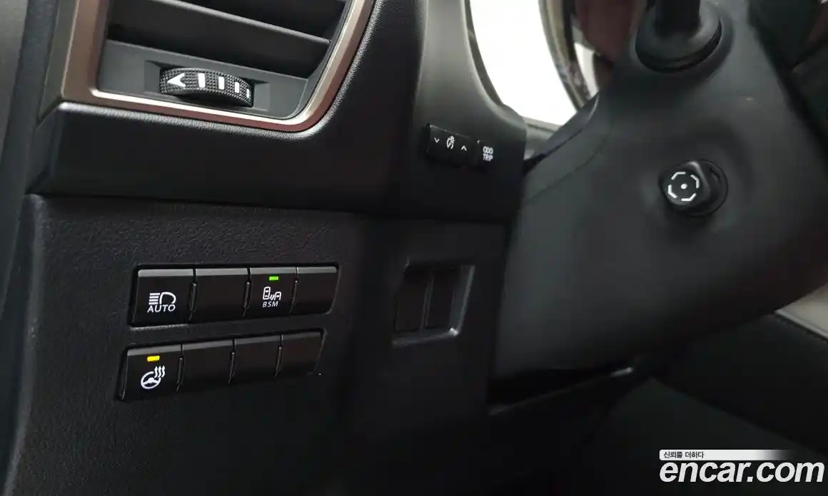 Lexus NX 2019 2.5 автомат (гидро), фото 20 Lexus NX 2019 2.5 автомат (гидро), фото 20
