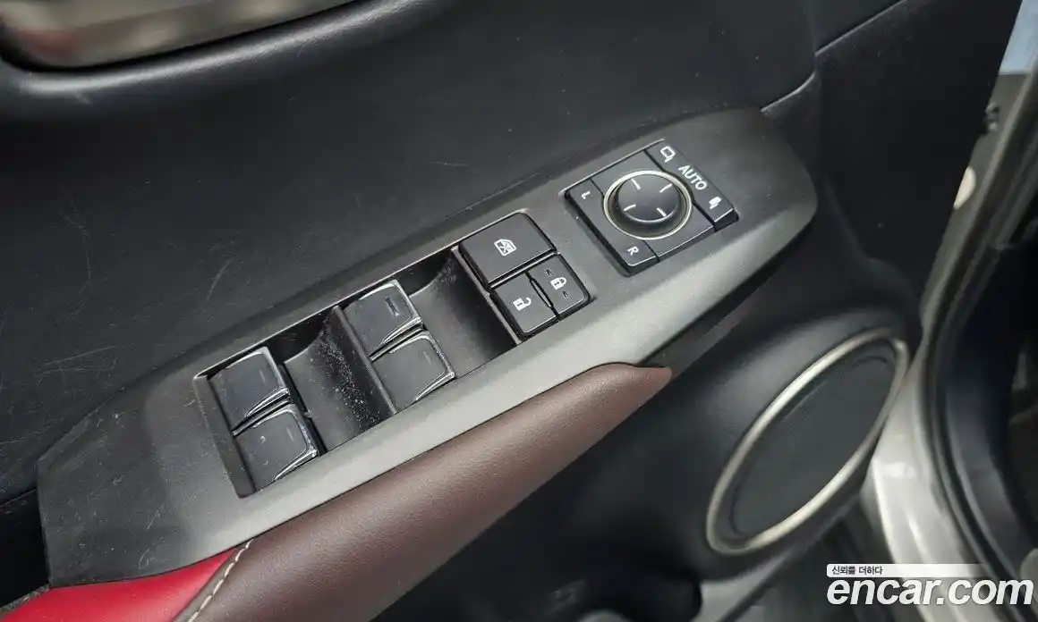 Lexus NX 2019 2.5 автомат (гидро), фото 27 Lexus NX 2019 2.5 автомат (гидро), фото 27