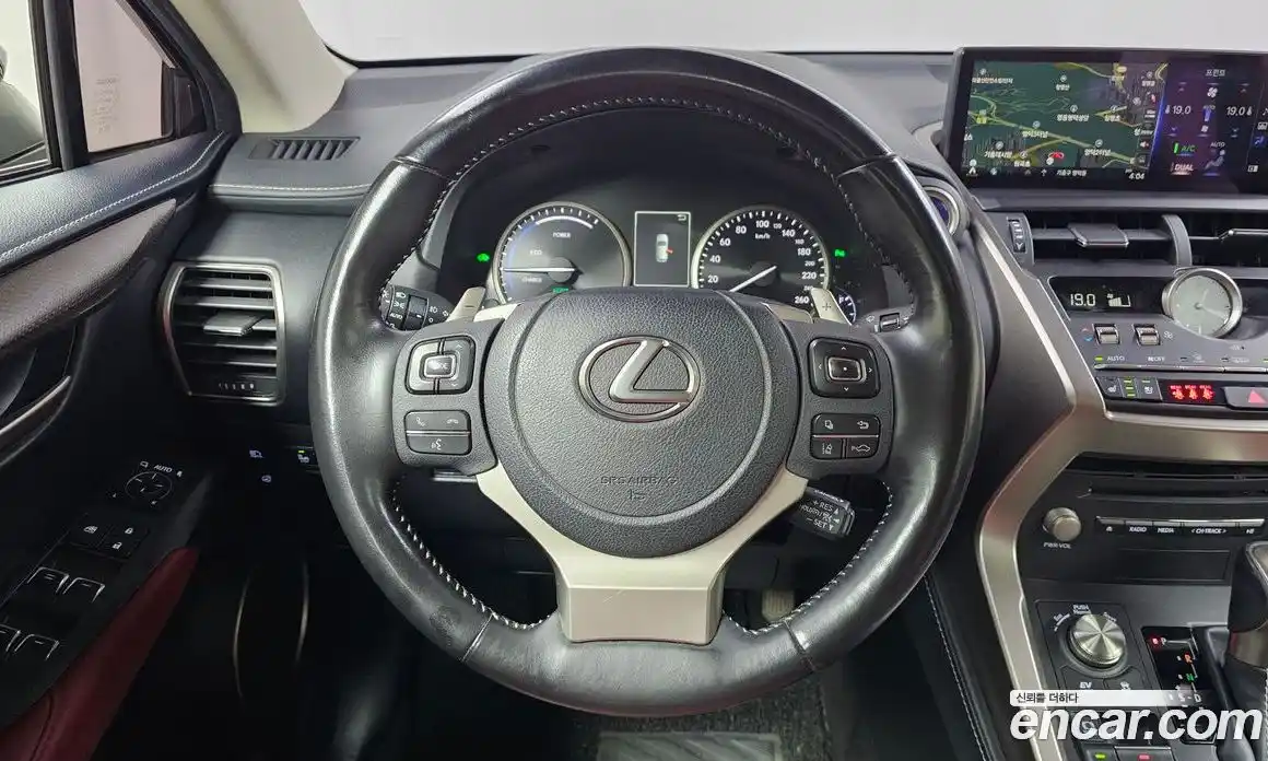 Lexus NX 2021 2.5 автомат (гидро), фото 19 Lexus NX 2021 2.5 автомат (гидро), фото 19