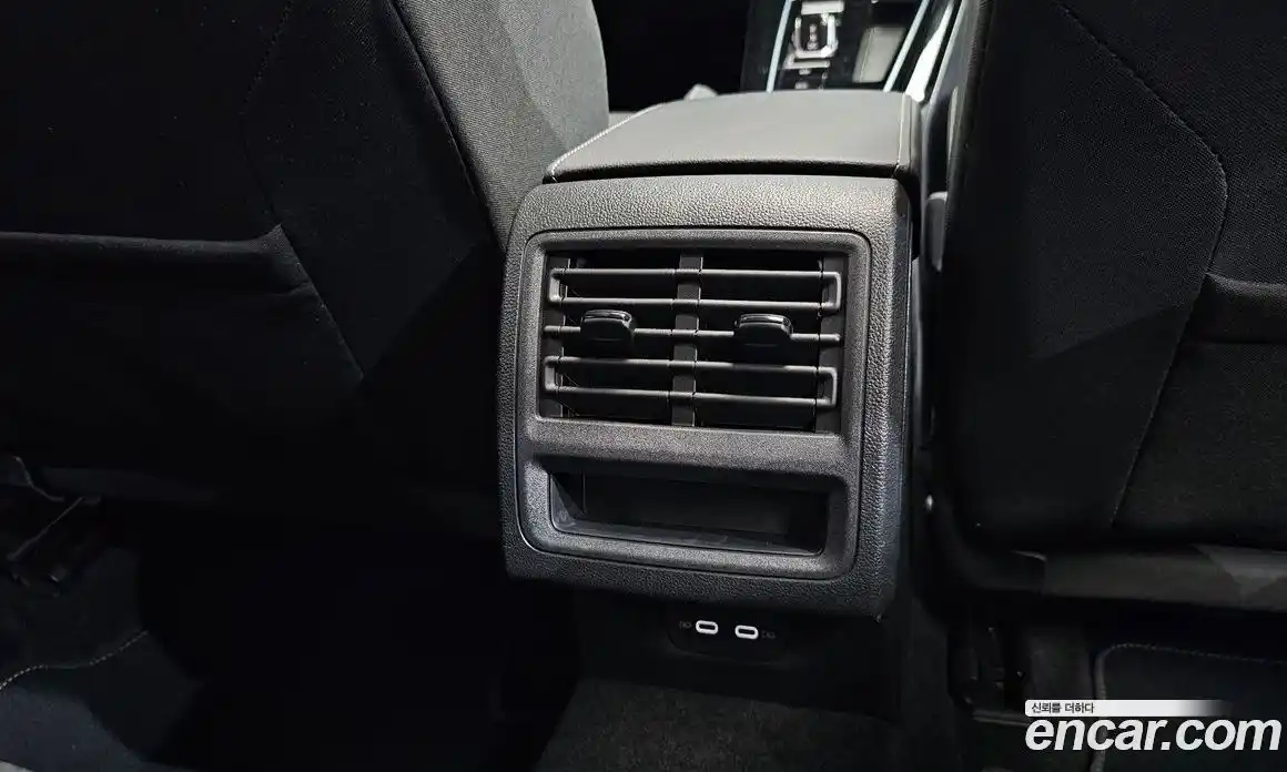 Volkswagen Golf 2024 2.0 автомат (гидро), фото 32