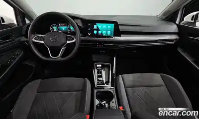 Volkswagen Golf 2024 2.0 автомат (гидро), миниатюра 10