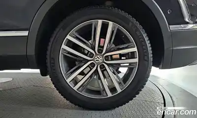Volkswagen Tiguan 2020 2.0 автомат (гидро), миниатюра 5