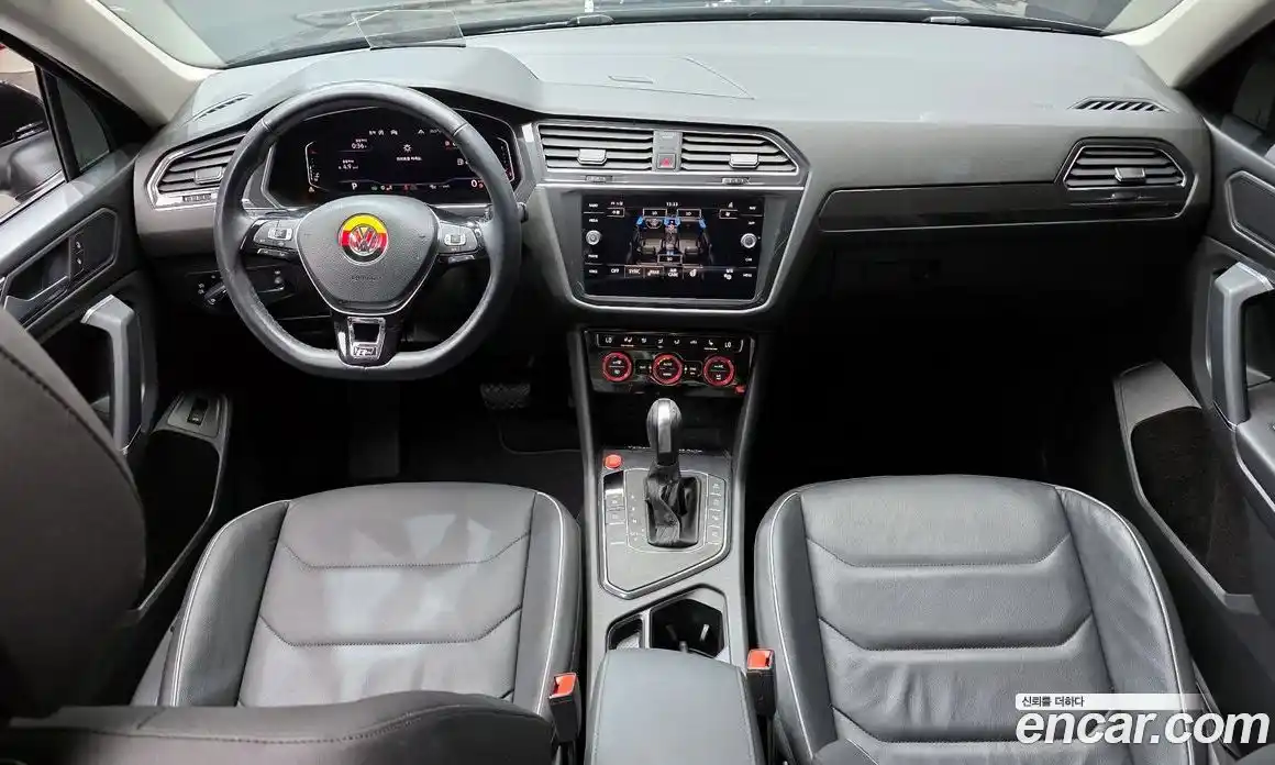Volkswagen Tiguan 2020 2.0 автомат (гидро), фото 10