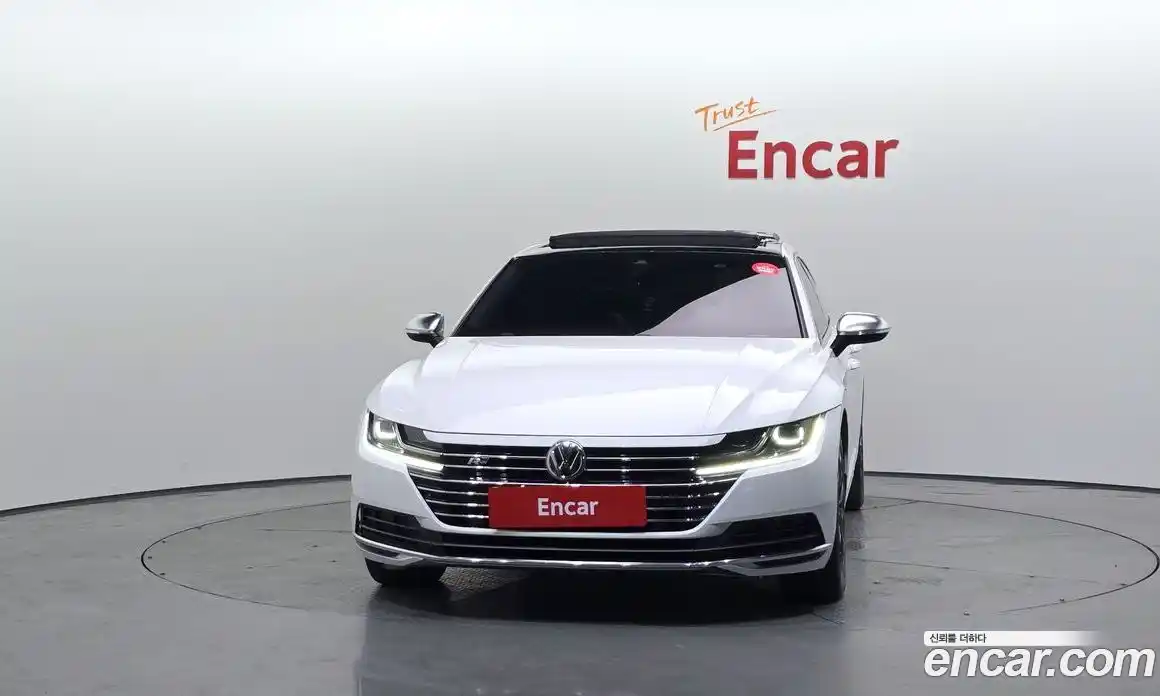 Volkswagen Arteon 2018 2.0 автомат (гидро), фото 3