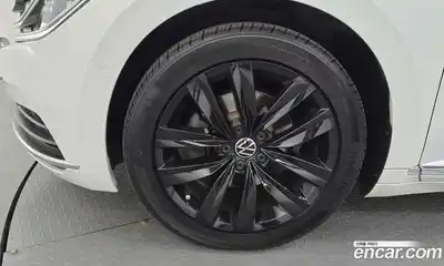 Volkswagen Arteon 2018 2.0 автомат (гидро), миниатюра 5