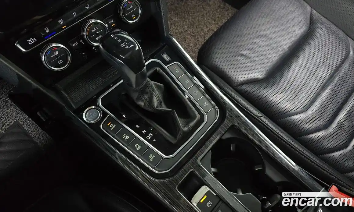 Volkswagen Arteon 2018 2.0 автомат (гидро), фото 9