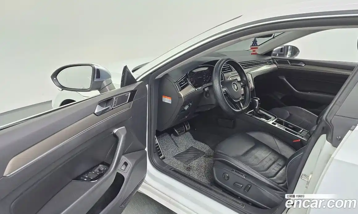 Volkswagen Arteon 2018 2.0 автомат (гидро), фото 10