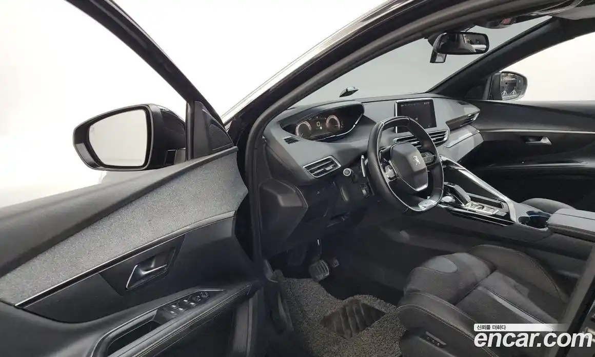 Peugeot 5008 2020 1.5 автомат (гидро), фото 13