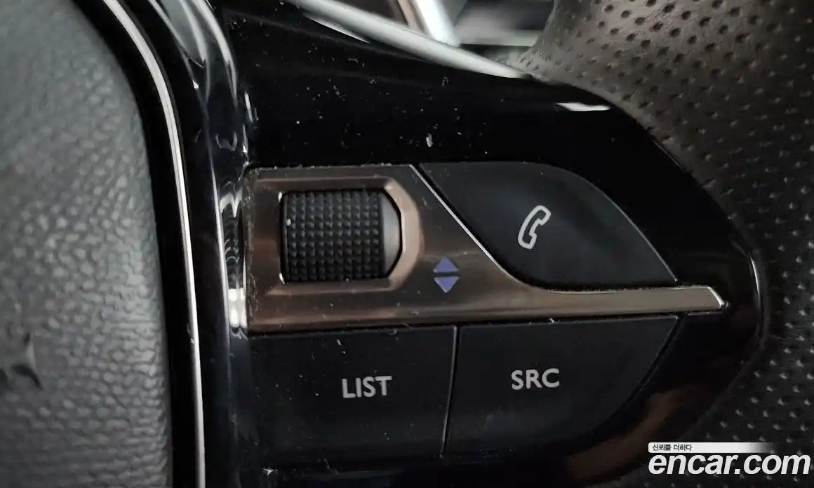 Peugeot 5008 2020 1.5 автомат (гидро), фото 23