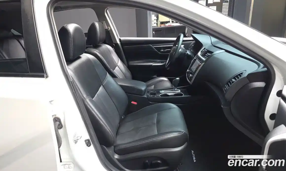 Nissan Altima 2017 2.5 автомат (гидро), фото 11 Nissan Altima 2017 2.5 автомат (гидро), фото 11