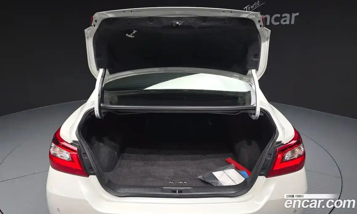 Nissan Altima 2017 2.5 автомат (гидро), фото 20 Nissan Altima 2017 2.5 автомат (гидро), фото 20