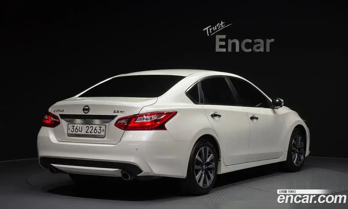 Nissan Altima 2017 2.5 автомат (гидро), фото 2 Nissan Altima 2017 2.5 автомат (гидро), фото 2