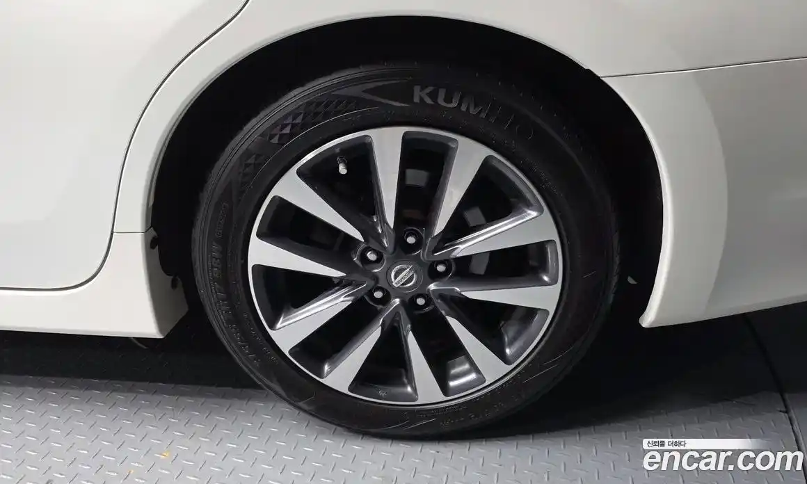 Nissan Altima 2017 2.5 автомат (гидро), фото 5 Nissan Altima 2017 2.5 автомат (гидро), фото 5