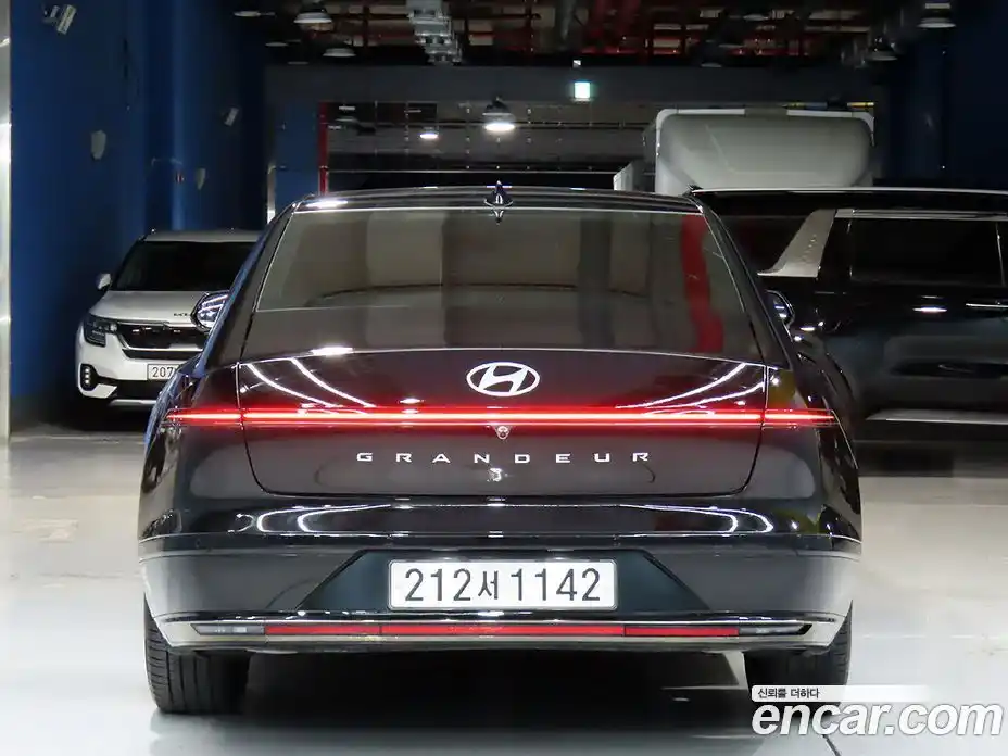 Hyundai Grandeur 2023 3.5 автомат (гидро), фото 3