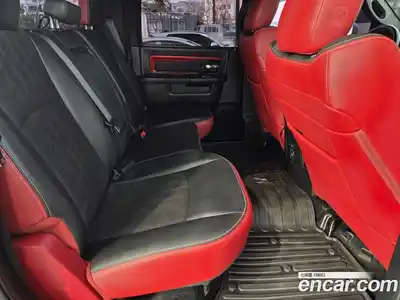 Dodge Ram Pick Up 2016 5.7 автомат (гидро), миниатюра 11 Dodge Ram Pick Up 2016 5.7 автомат (гидро), миниатюра 11