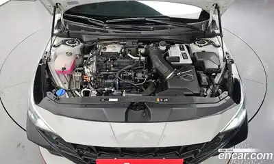 Hyundai Avante 2022 2.0 автомат (гидро), миниатюра 6