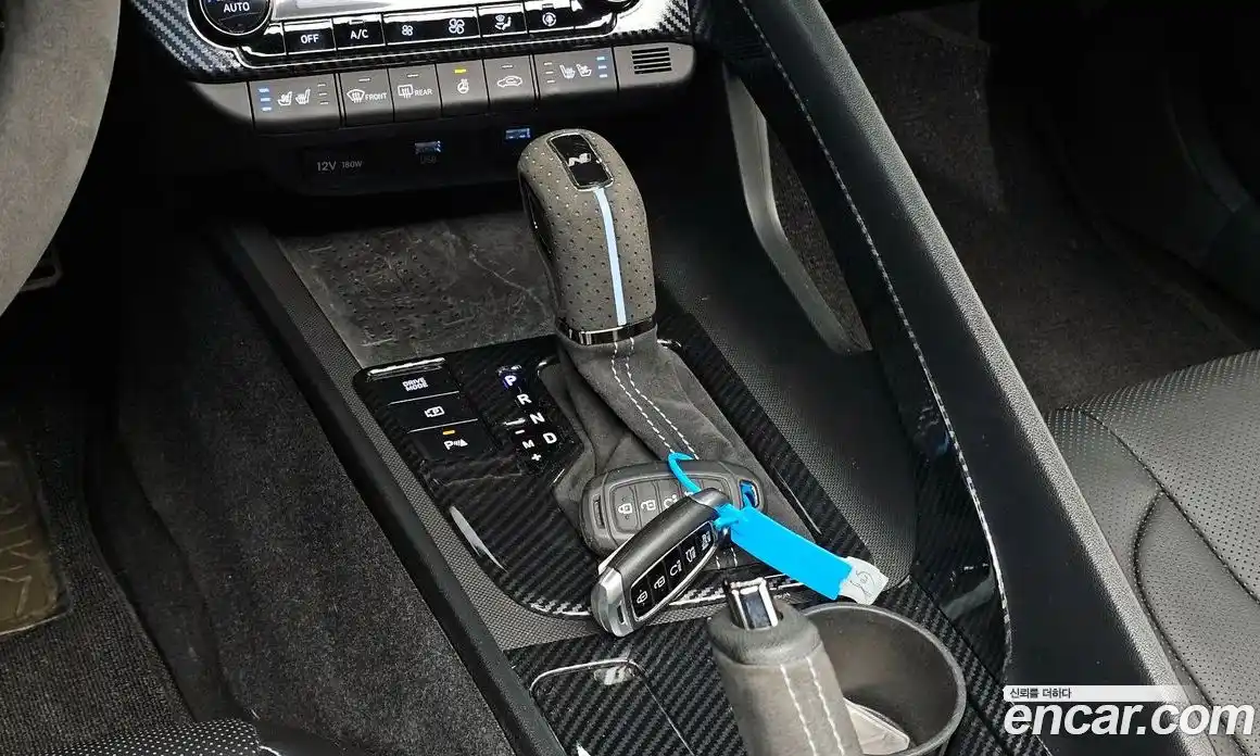 Hyundai Avante 2022 2.0 автомат (гидро), фото 9
