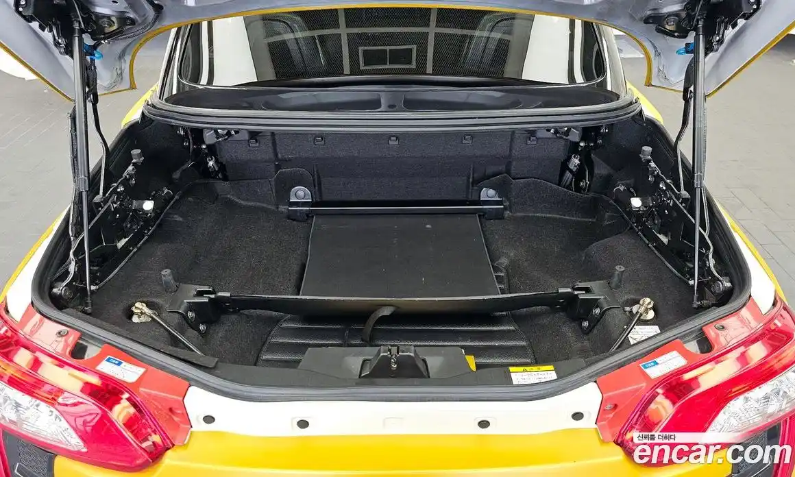 Daihatsu Copen 2016 0.7 автомат (гидро), фото 20 Daihatsu Copen 2016 0.7 автомат (гидро), фото 20